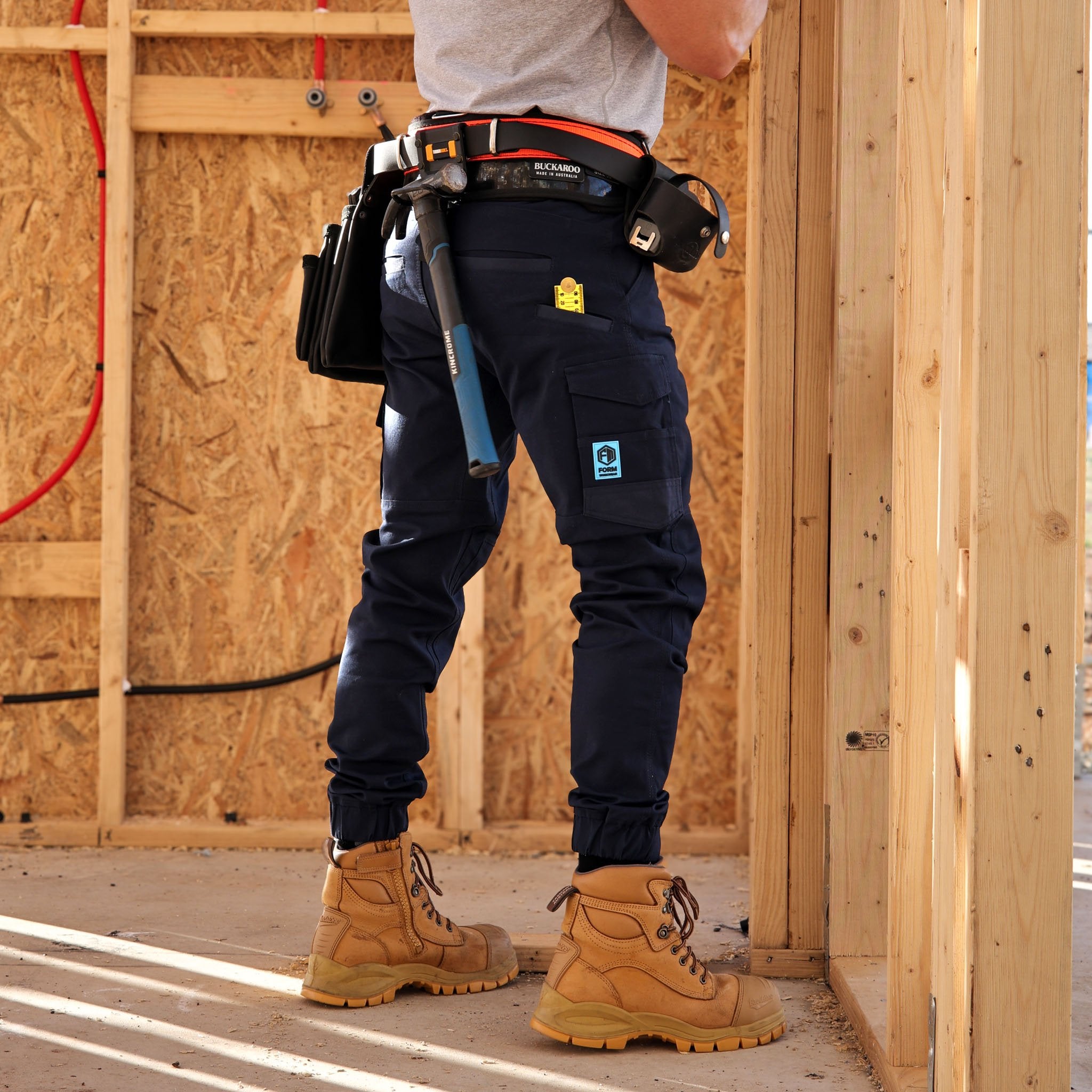 new-p1-her-working-6a7b89f3764d3.jpg